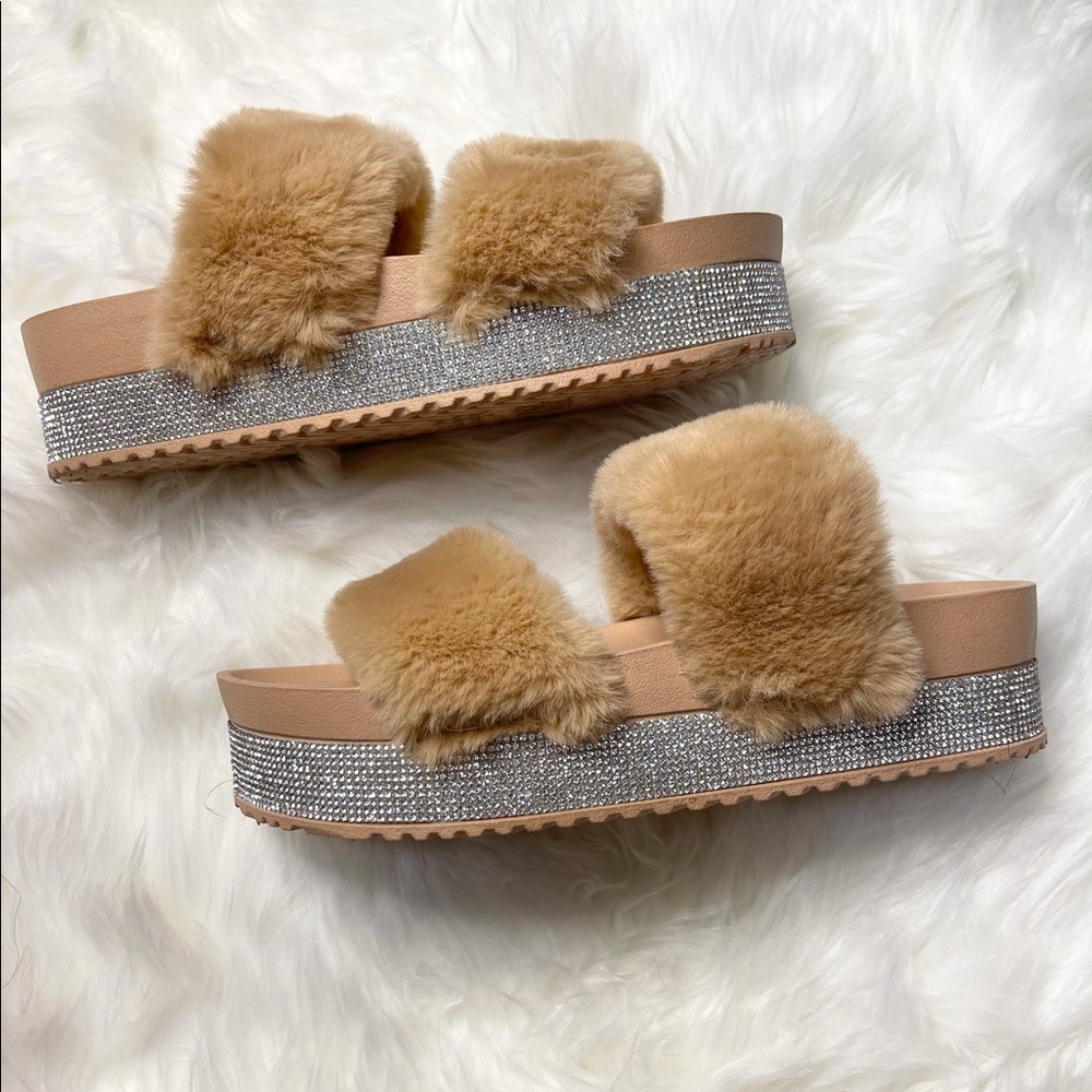 *** Brand New Rhinestone Fur Slides *** - Picture 3 of 4